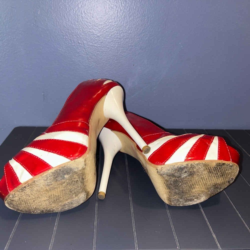 Shoe Dazzle Circus 🎪 Peep Toe Heels - Picture 5 of 6
